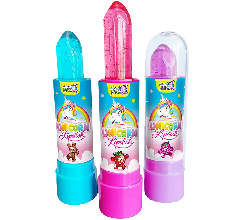 Tre rossetti colorati con design a unicorno: blu, rosa e viola, confezionati in astucci accattivanti.